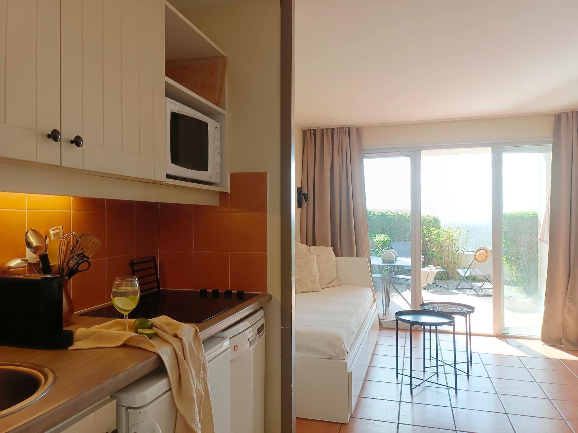 T1 Bis Avec Piscine Vue Golf Et Montagnes Lejlighed Arcangues Eksteriør billede